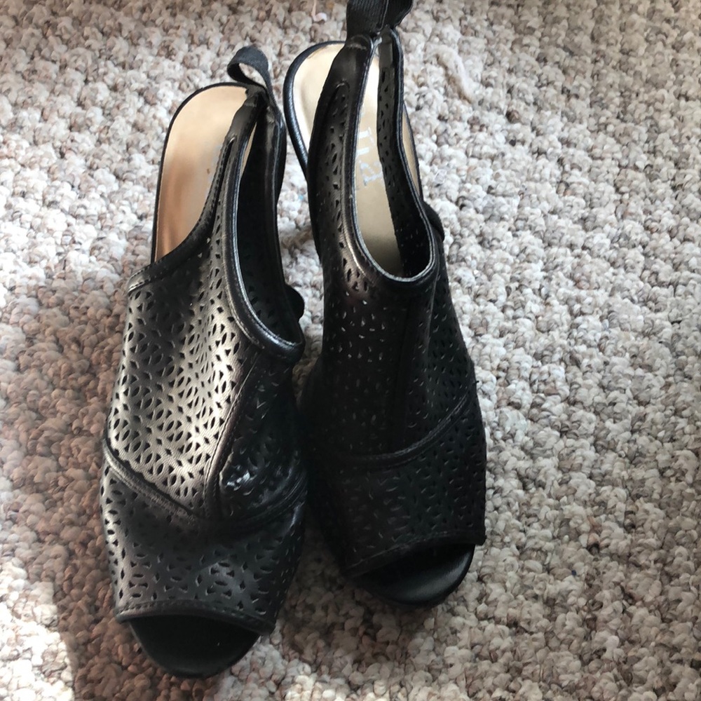Ana cut out sandals
